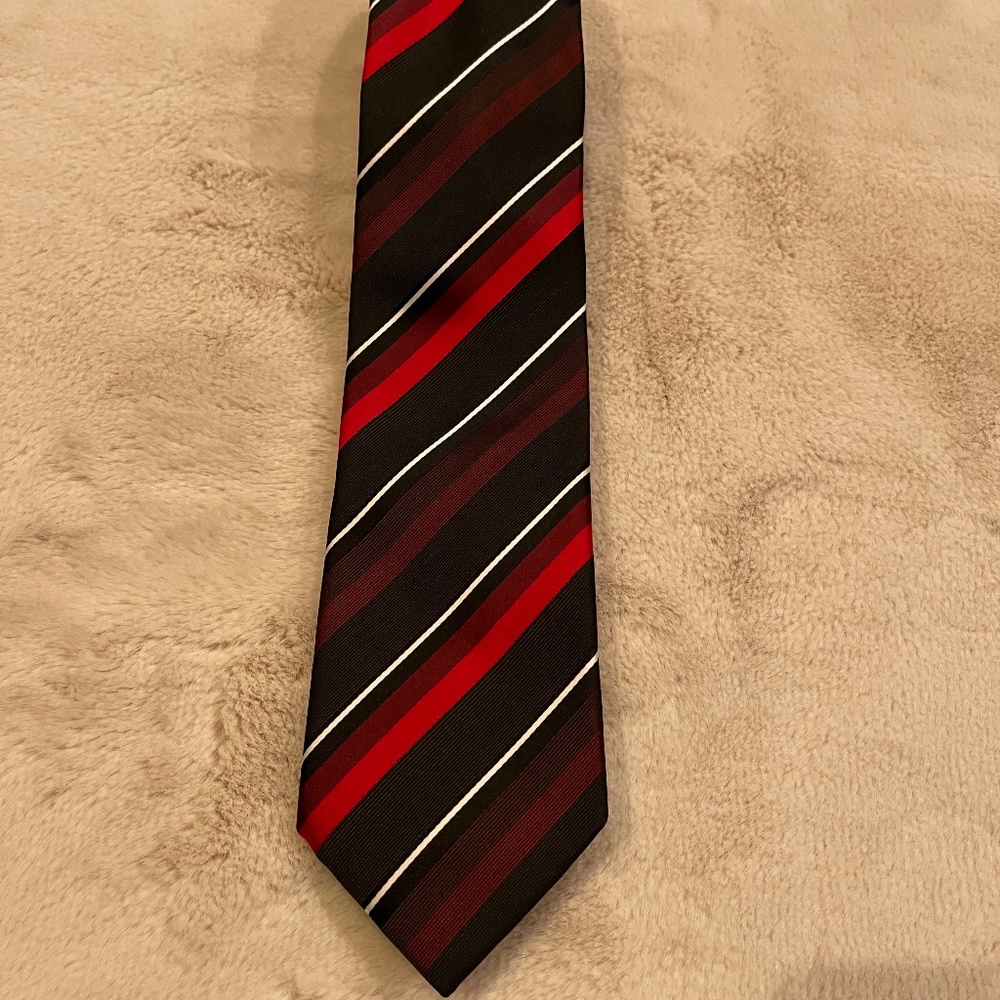 Bill Blass Essential Extra Long Tie